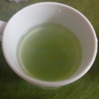りんごと緑茶？と思いましたが、香りがよくてとてもおいしかったです(^^♪
ごちそうさまでした。